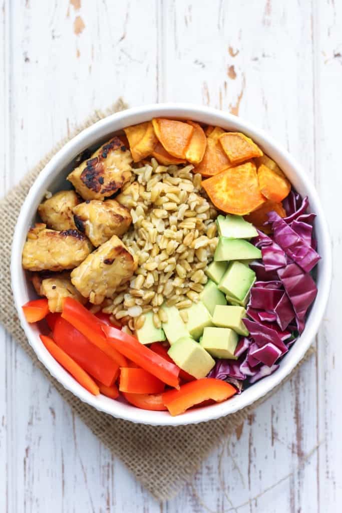 Thai Tempeh Buddha Bowl [vegan, highprotein] • Fit Mitten Kitchen