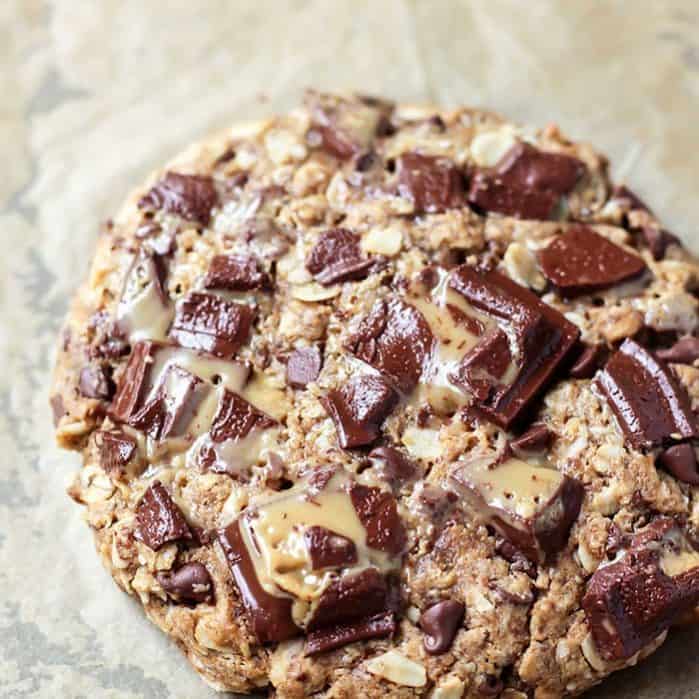 Oatmeal Caramel Chocolate Chip Giant Cookie • Fit Mitten Kitchen