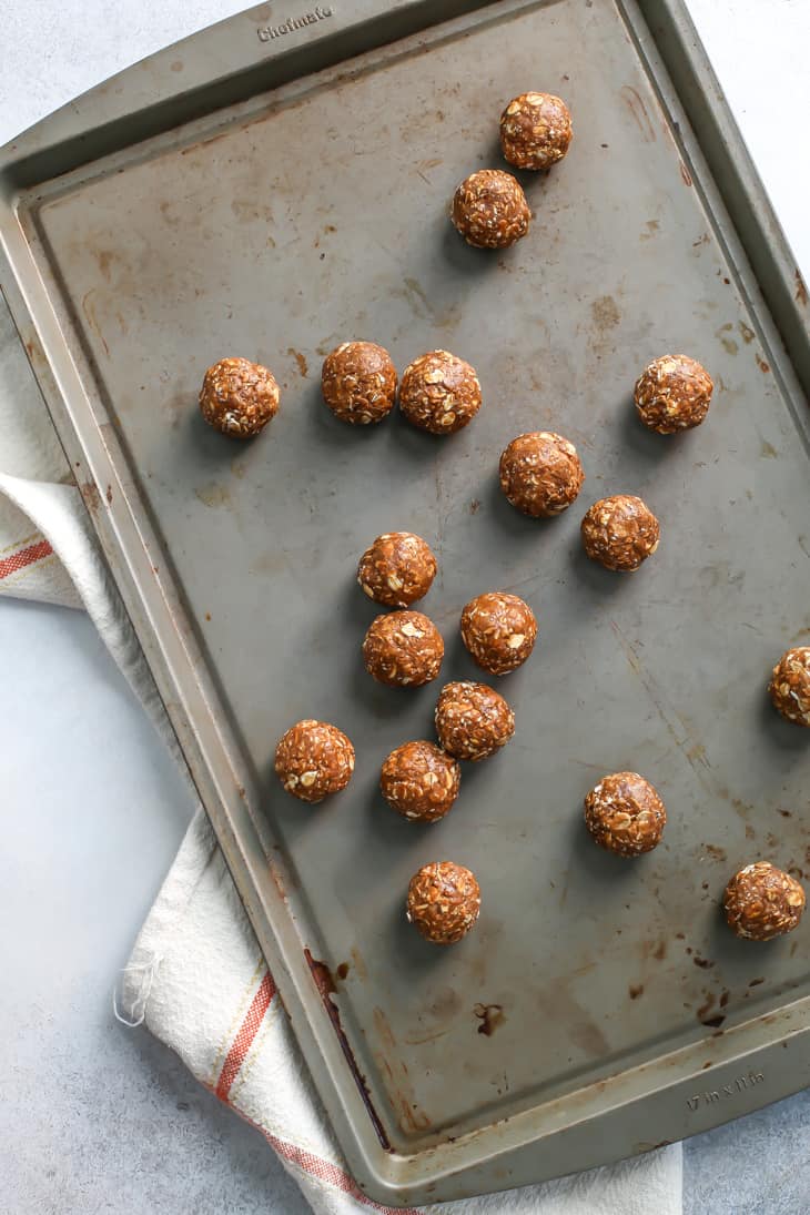 Gingerbread Energy Balls • Fit Mitten Kitchen