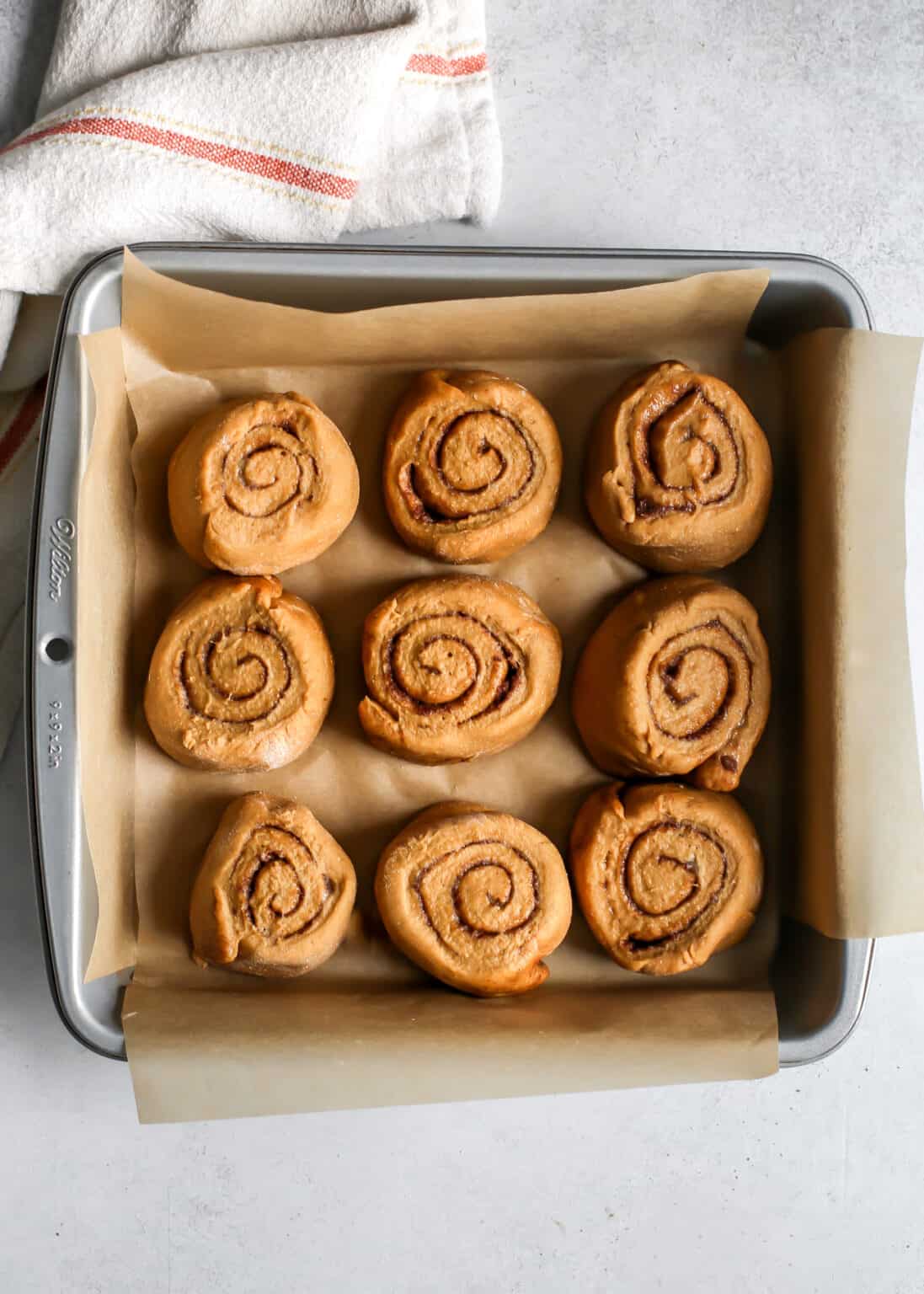 Gingerbread Cinnamon Rolls {+ cream cheese frosting} • Fit Mitten Kitchen