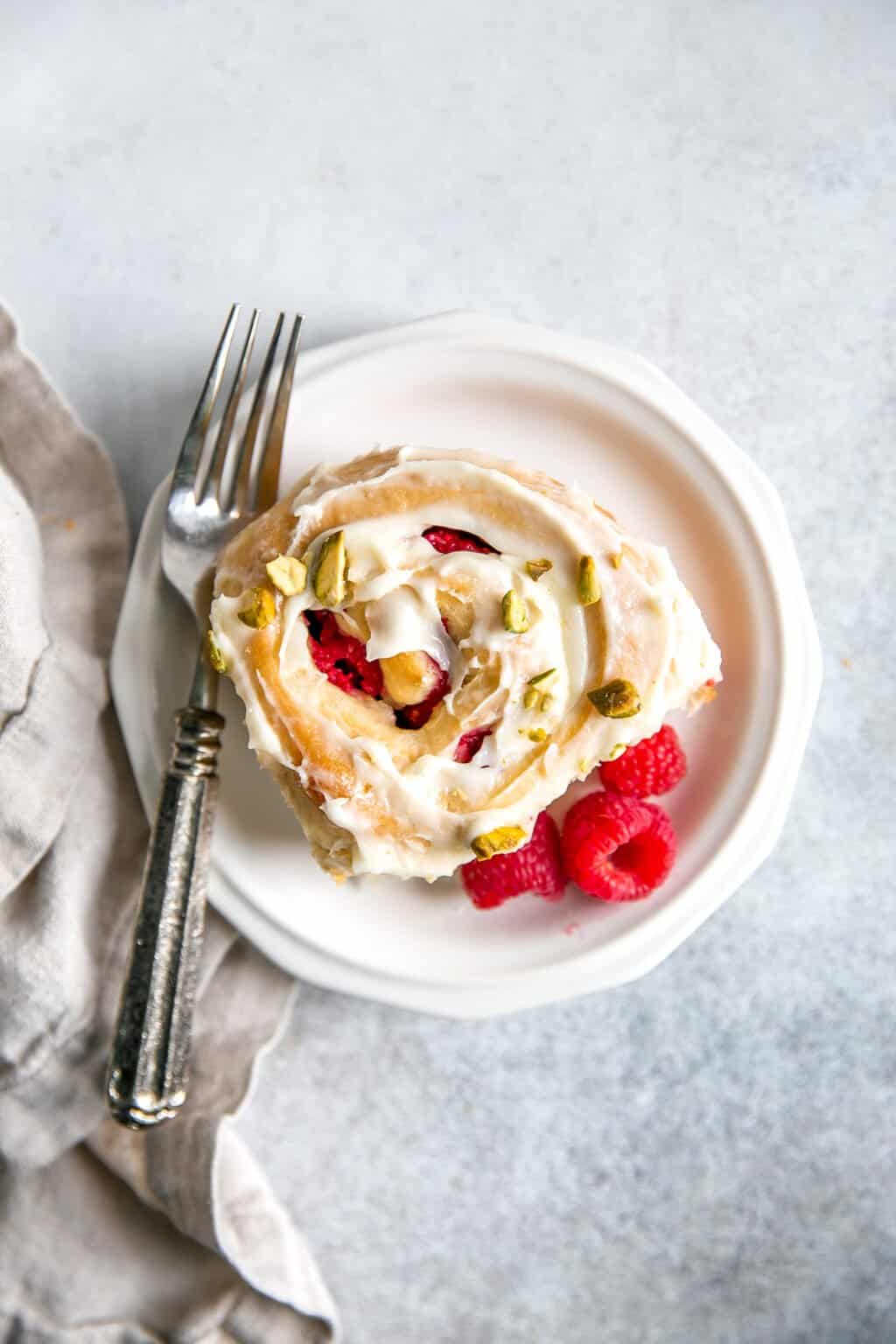 Easy Raspberry Sweet Rolls {soft & fluffy!} • Fit Mitten Kitchen