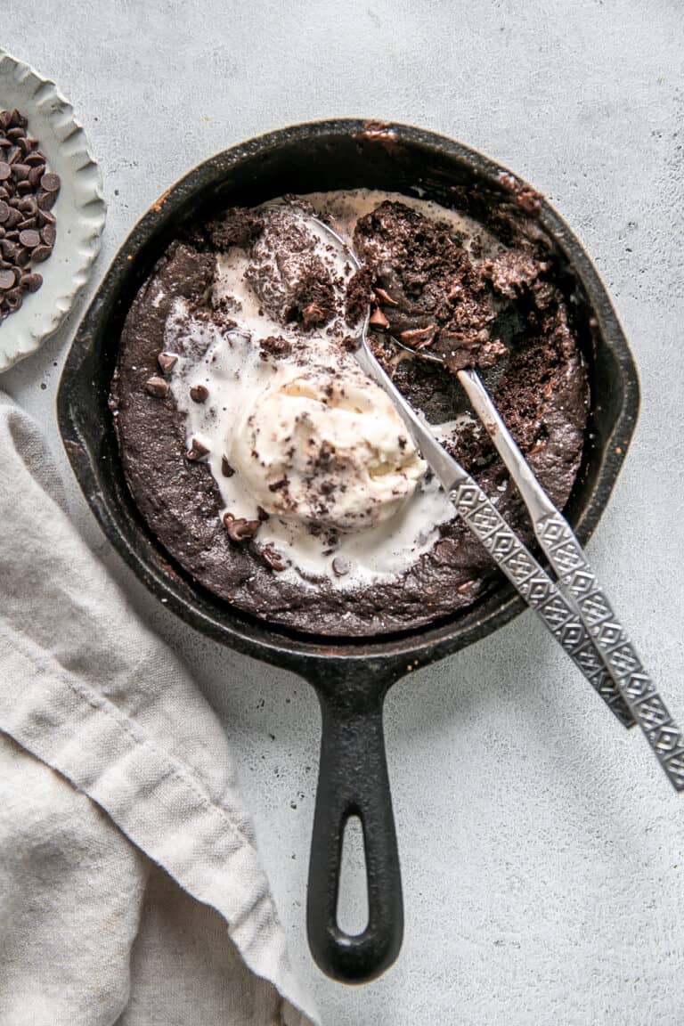 Fudgy Skillet Brownie for Two {quick & easy} • Fit Mitten Kitchen
