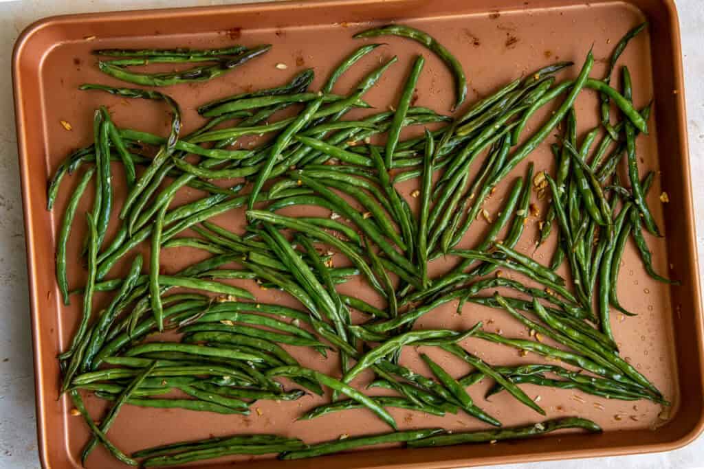 Garlic Roasted Green Beans • Fit Mitten Kitchen